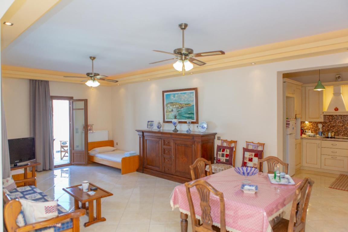 Like Home Naxos Naxos City Экстерьер фото